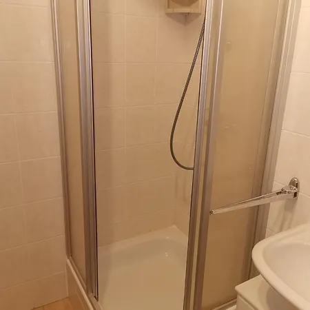 아파트 Anna 슈베트